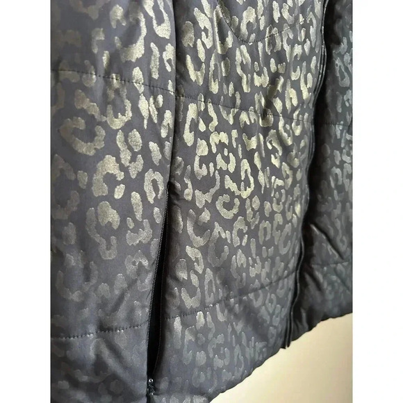 Lauren Ralph Lauren Reversible Black/Leopard Print Puffer Vest, Fall Vest - Picture 11 of 12